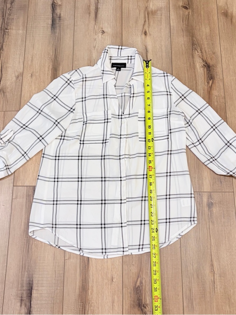 Fortune + Ivy Plaid Button Down Blouse M Minimalist Officecore Clean Girl Top - Picture 8 of 9